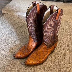Dan post ostrich quill boots. Size 10/5 D